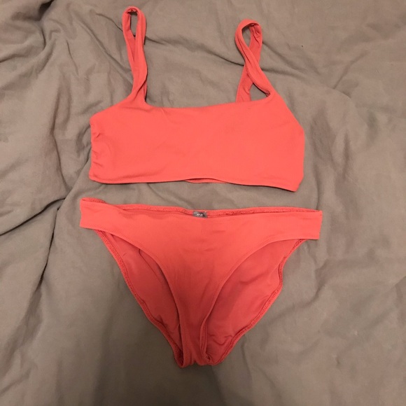 ribbed bathing suit